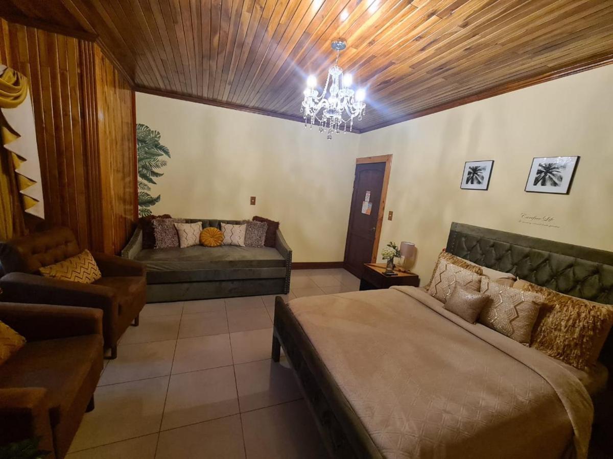 Bed and Breakfast Poas Paradise à Poasito Extérieur photo